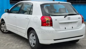 Toyota Corolla RunX 2006 White