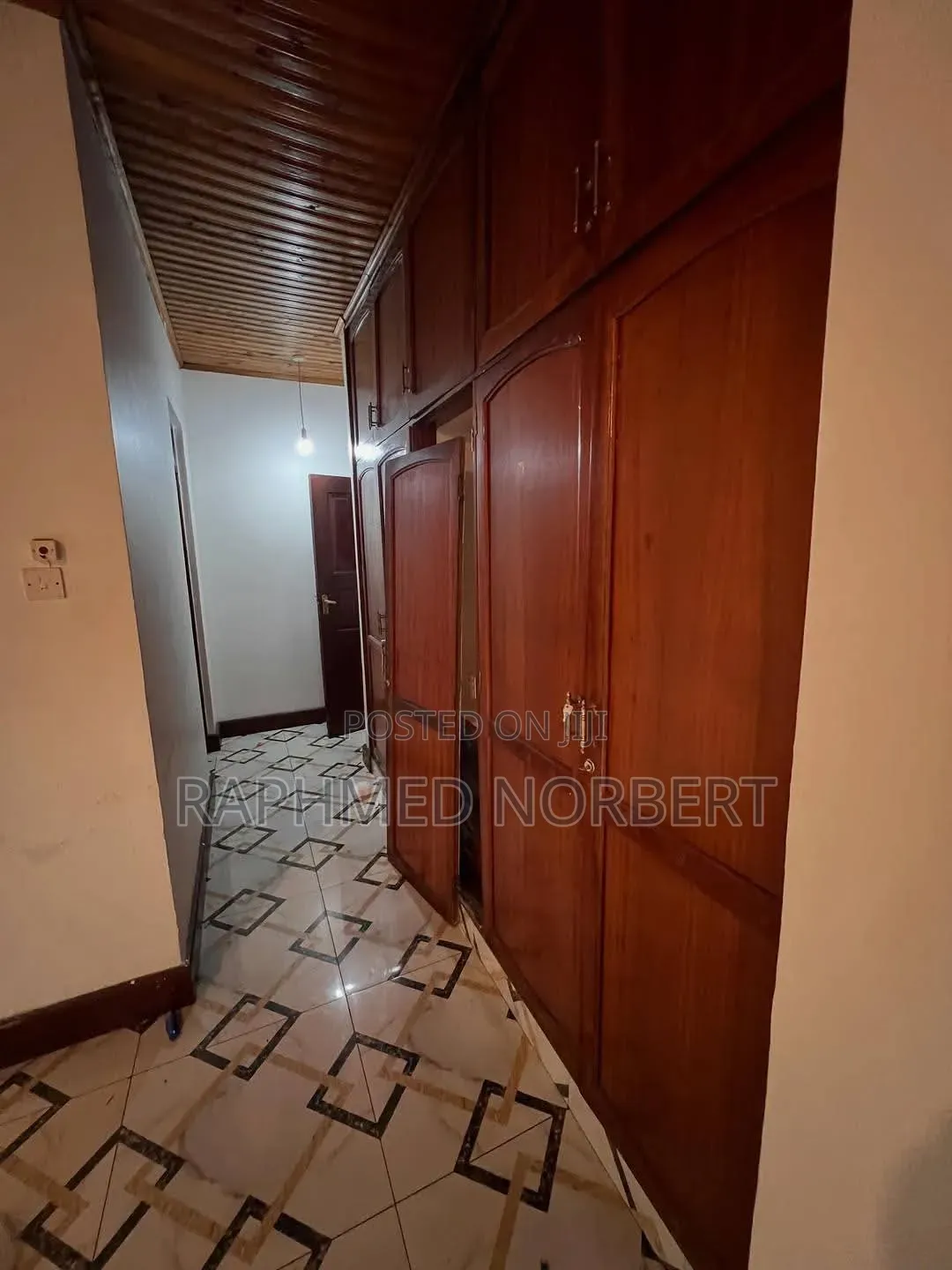 3bdrm House in Tanzania Real, Central Business Area for rent