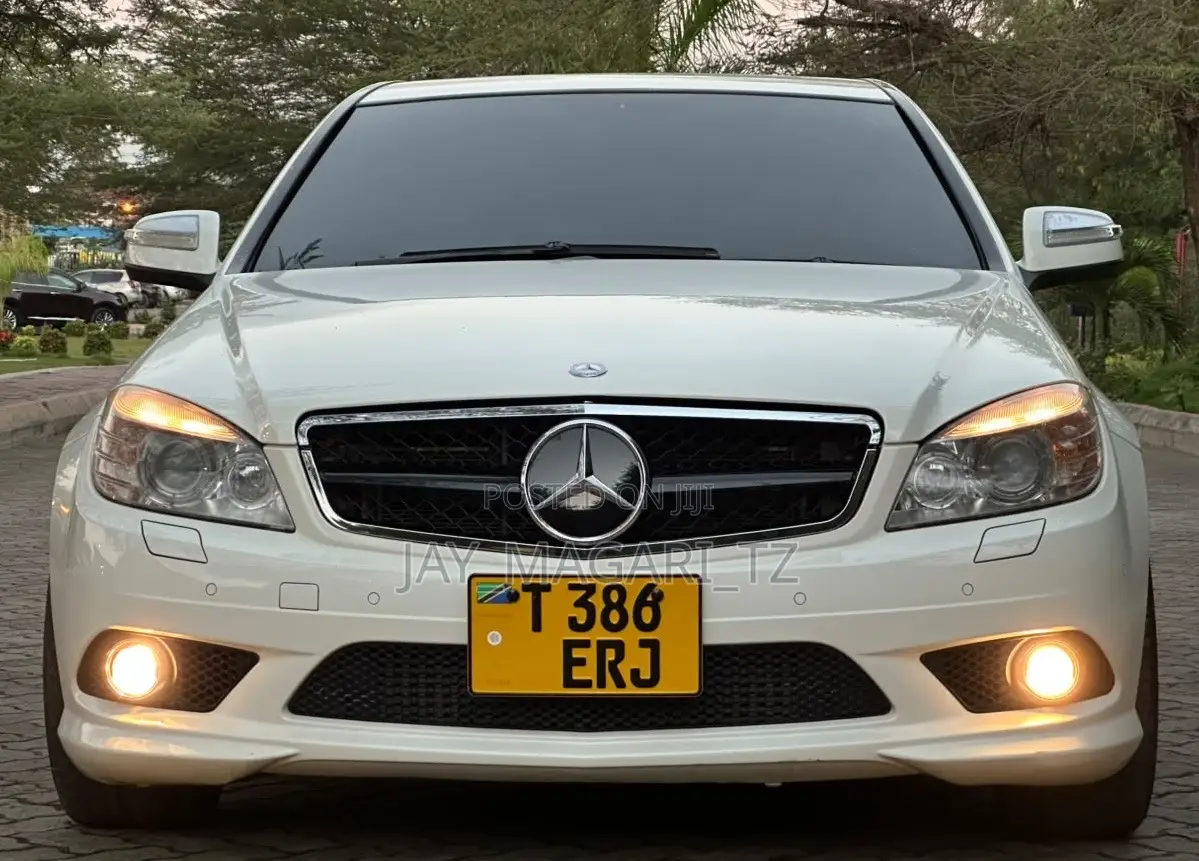 Mercedes-Benz C-Class 2008 White