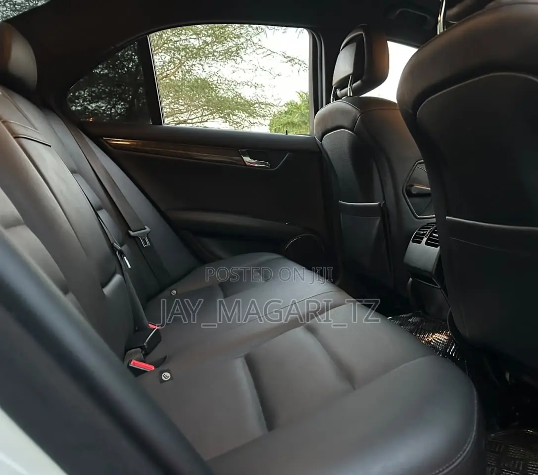 Mercedes-Benz C-Class 2008 White