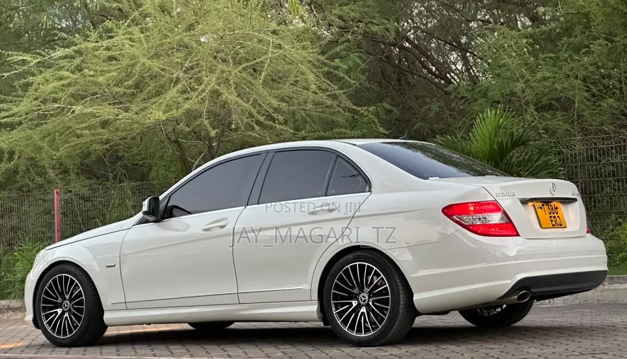 Mercedes-Benz C-Class 2008 White
