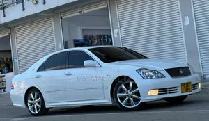 Toyota Crown Royale 2005 White