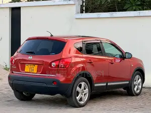 Nissan Dualis 2007 Red