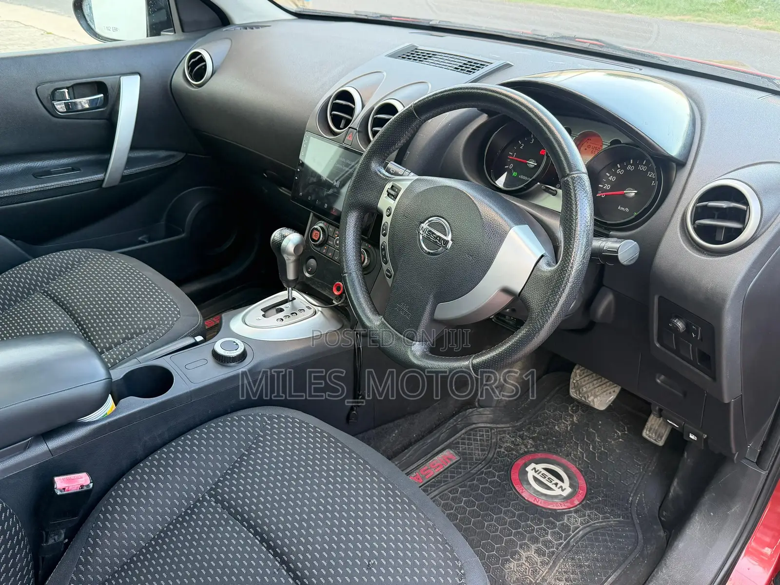 Nissan Dualis 2007 Red