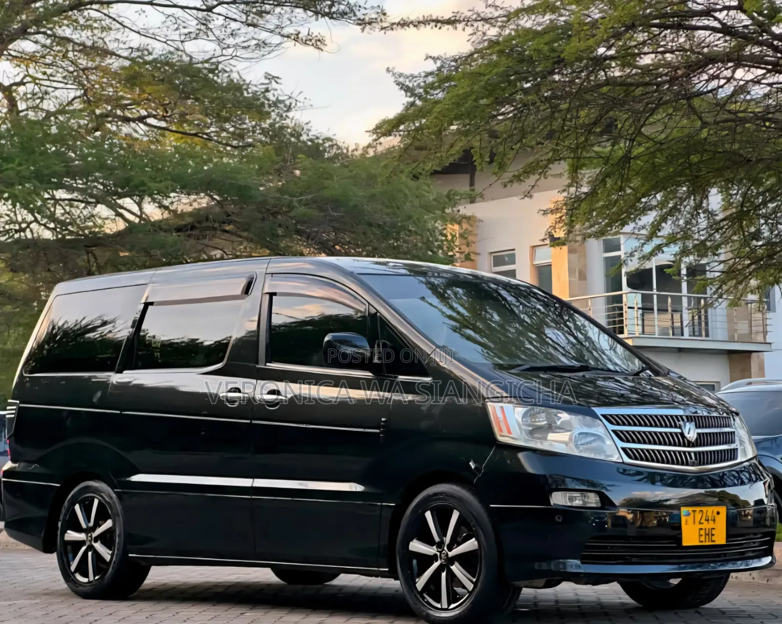 Toyota Alphard 2003 Black