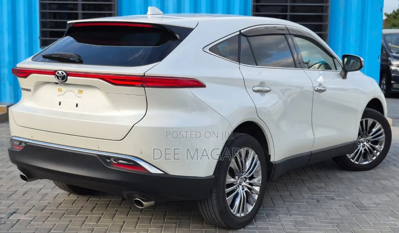 Toyota Harrier Z 2021 White