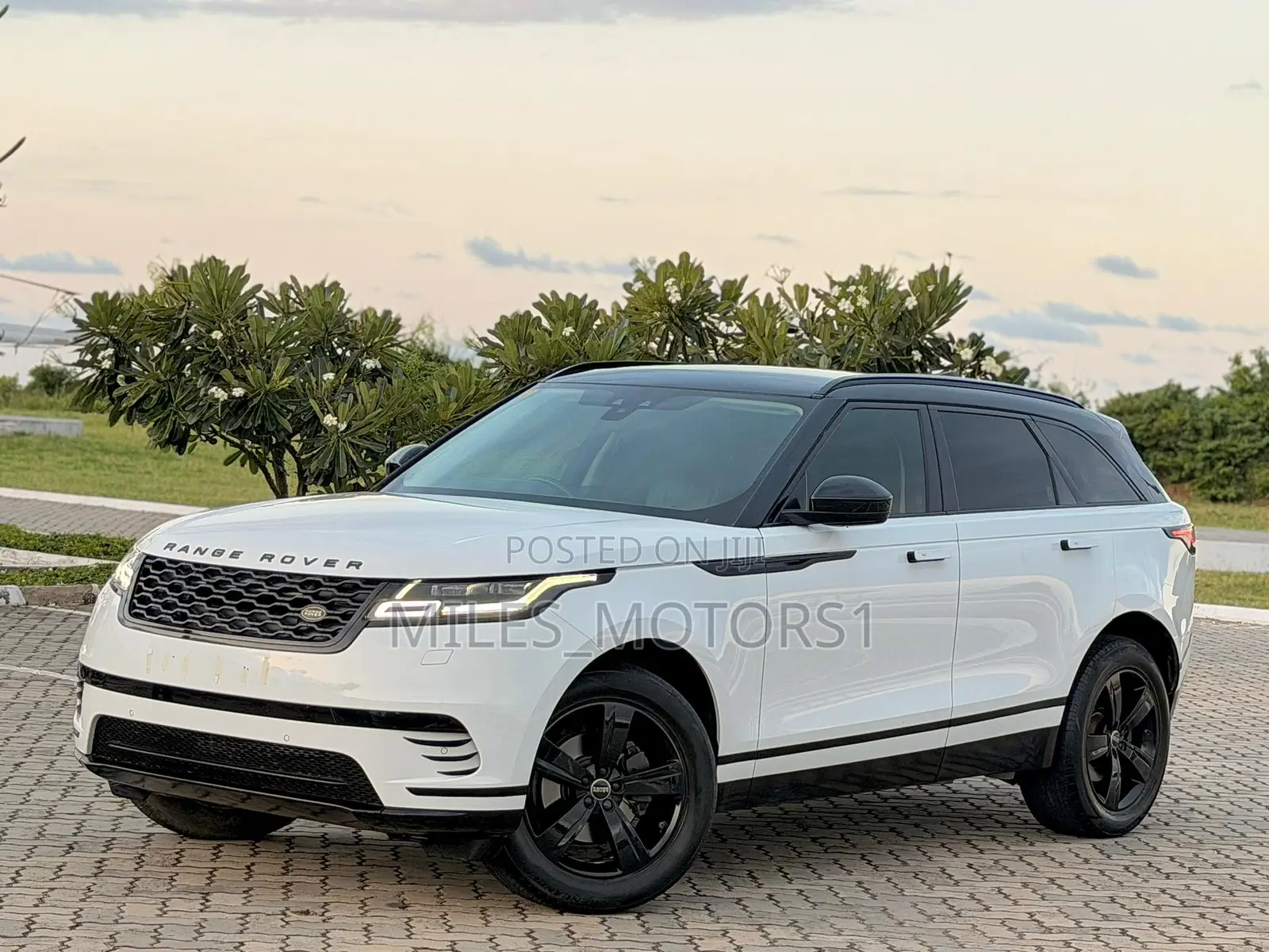 Land Rover Range Rover Velar 2022 White
