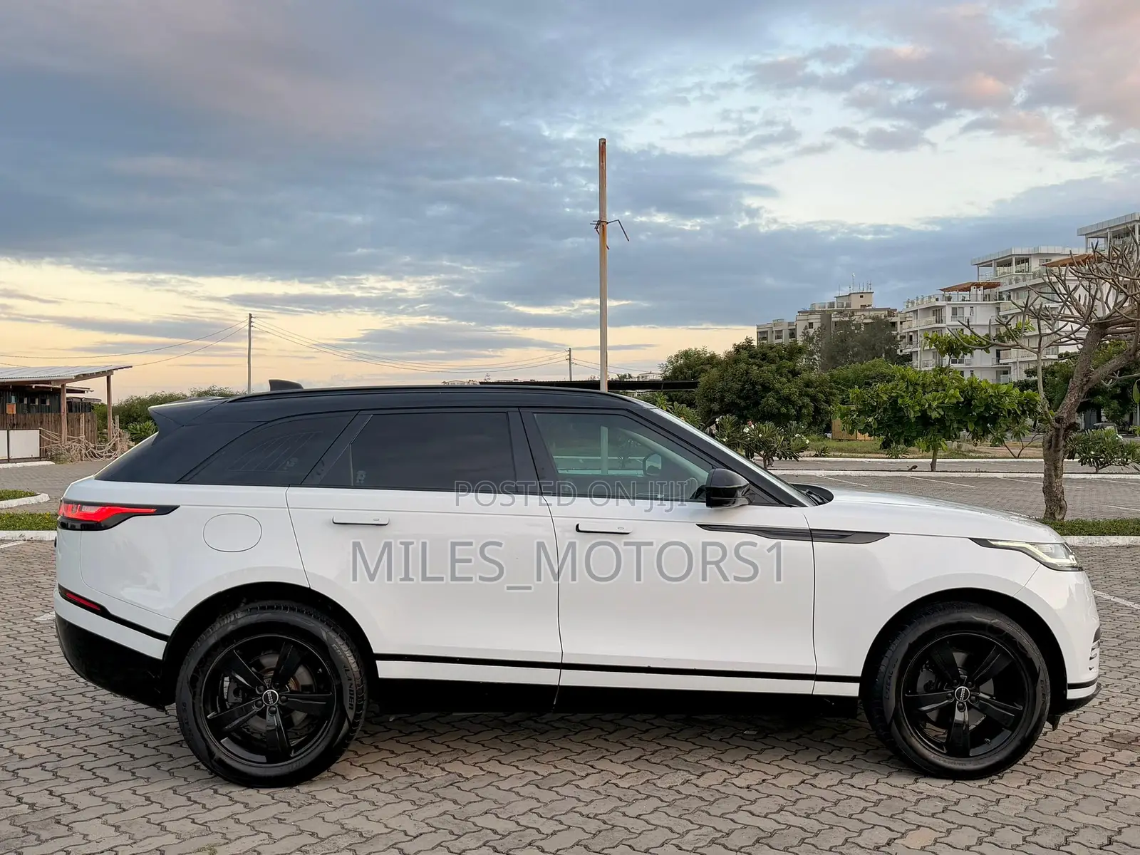 Land Rover Range Rover Velar 2022 White