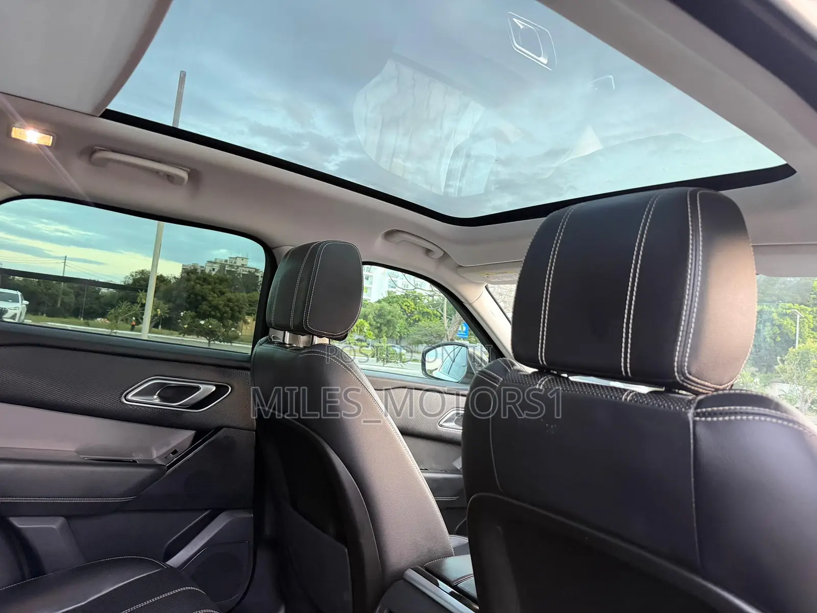 Land Rover Range Rover Velar 2022 White