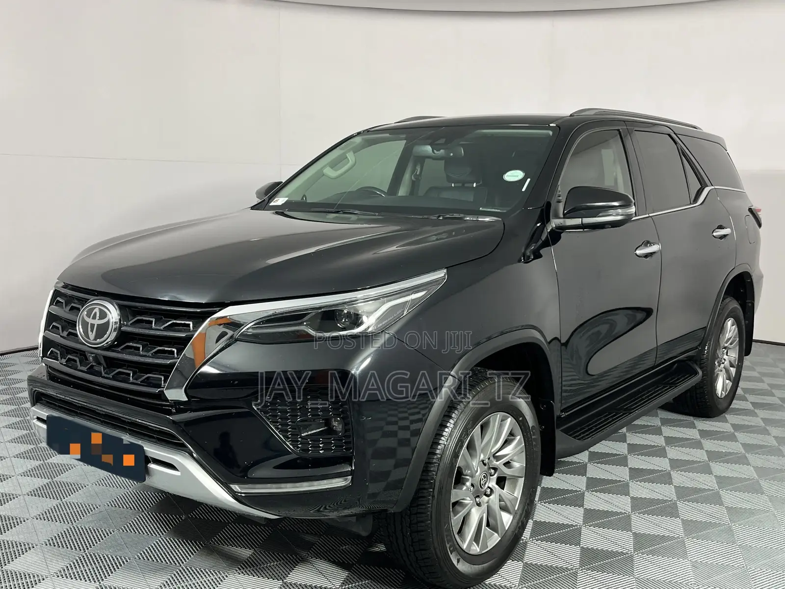 Toyota Fortuner 2021 Black