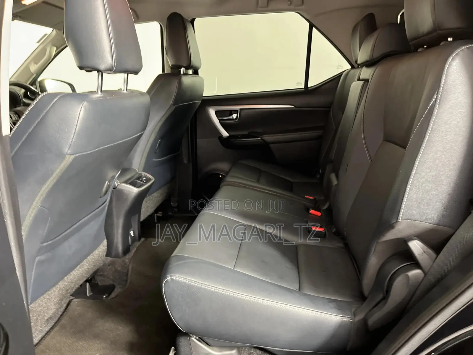 Toyota Fortuner 2021 Black