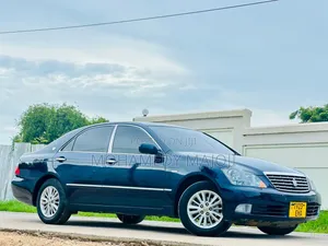 Toyota Crown Royale 2005 Blue