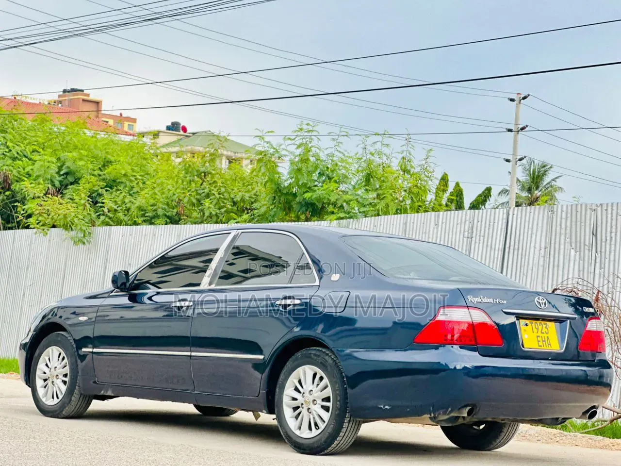 Toyota Crown Royale 2005 Blue