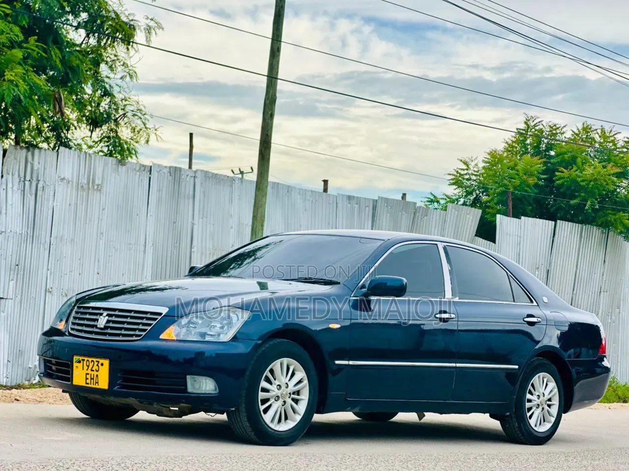 Toyota Crown Royale 2005 Blue