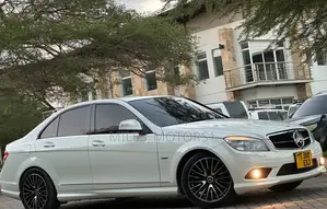 Mercedes-Benz C200 2008 White