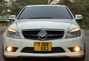 Mercedes-Benz C200 2008 White