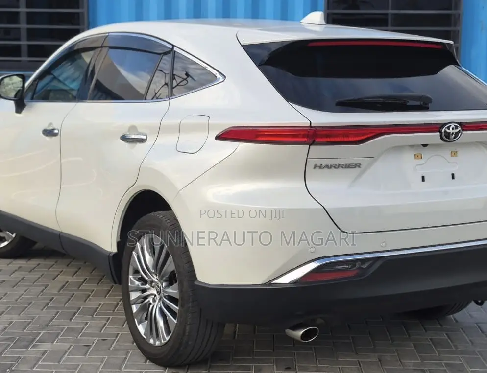 Toyota Harrier 2021 Pearl