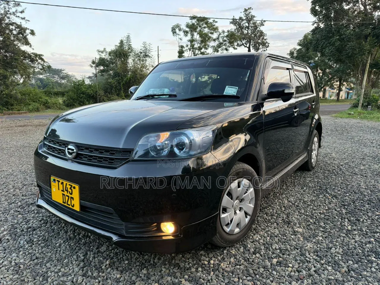 Toyota Corolla Rumion 2011 Black