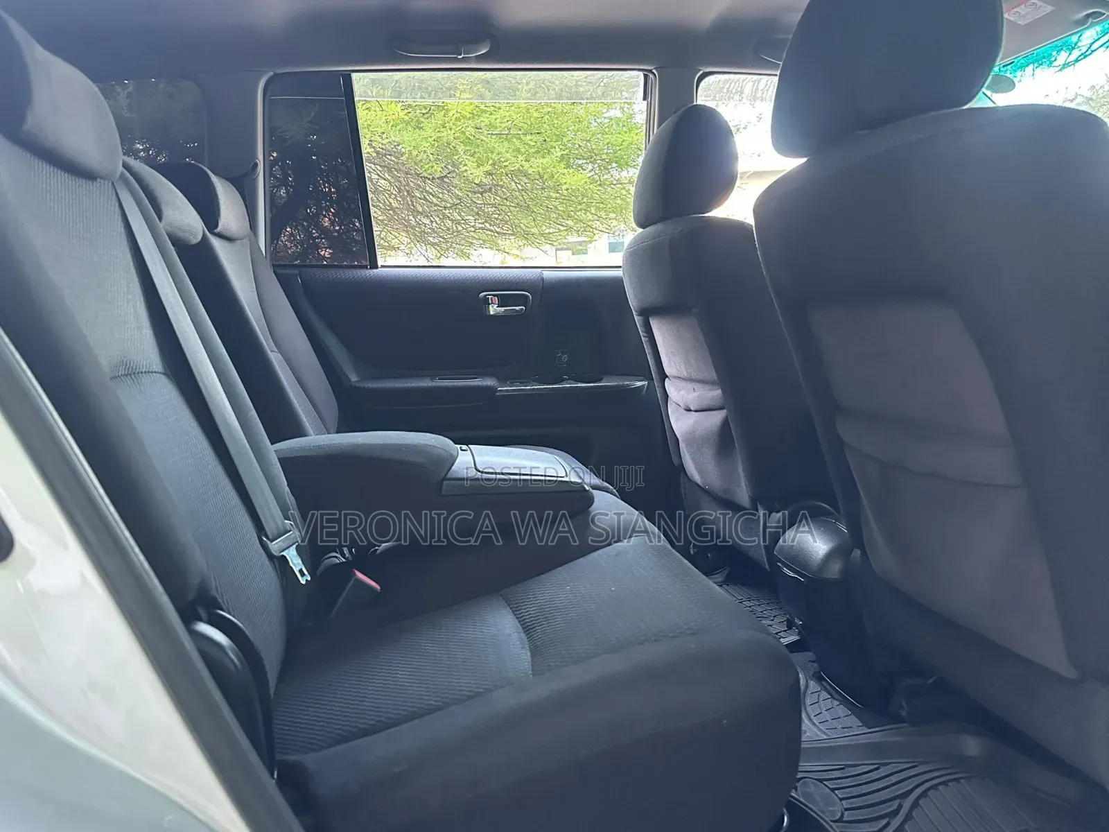 Toyota Kluger 2006 Silver