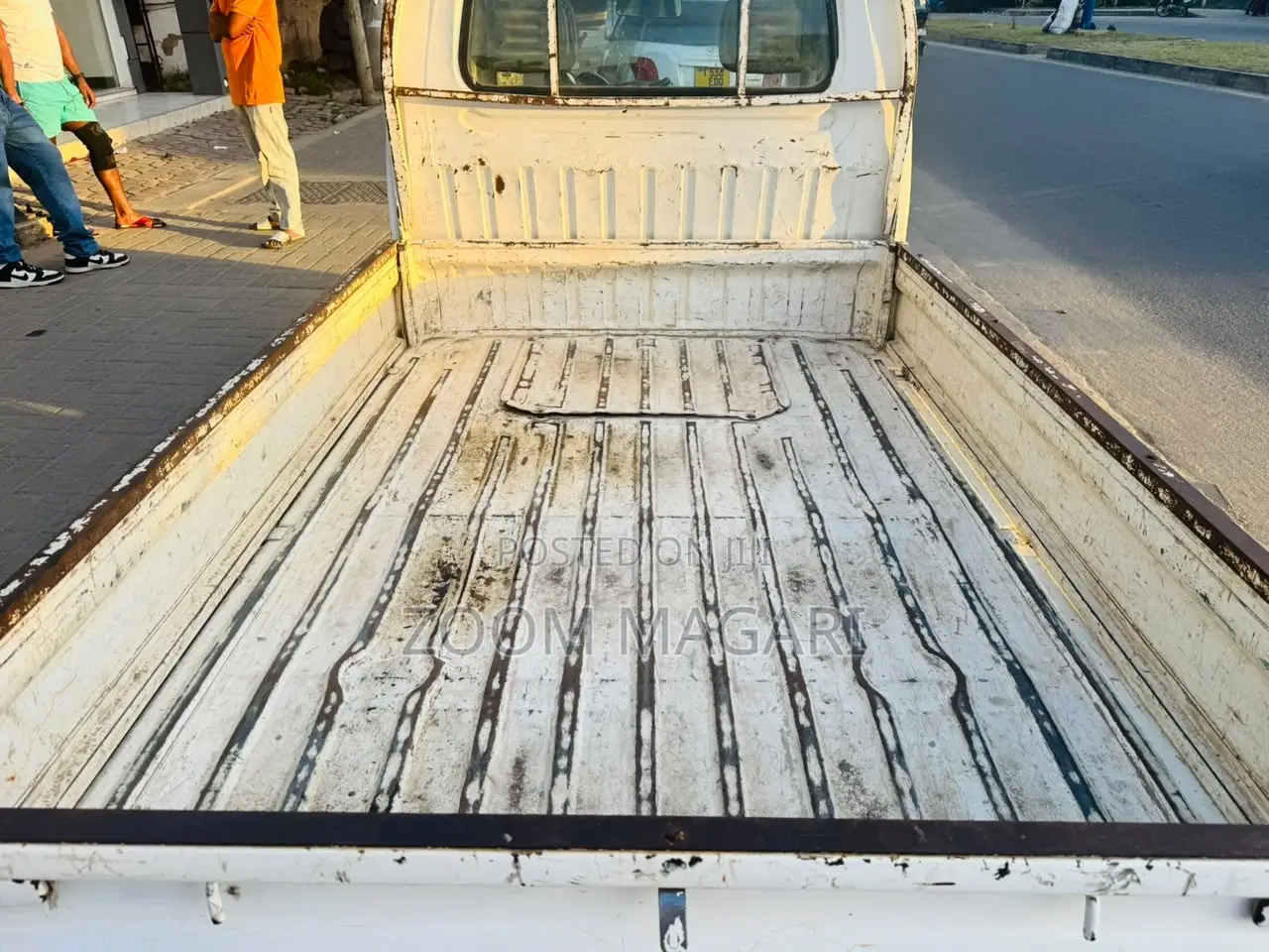 Suzuki Carry 2002 White
