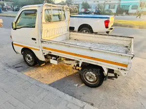 Suzuki Carry 2002 White