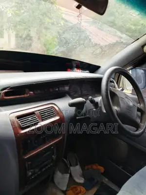 Toyota Noah 2002 Silver