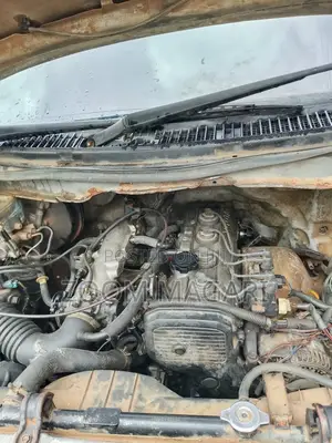 Toyota Noah 2002 Silver