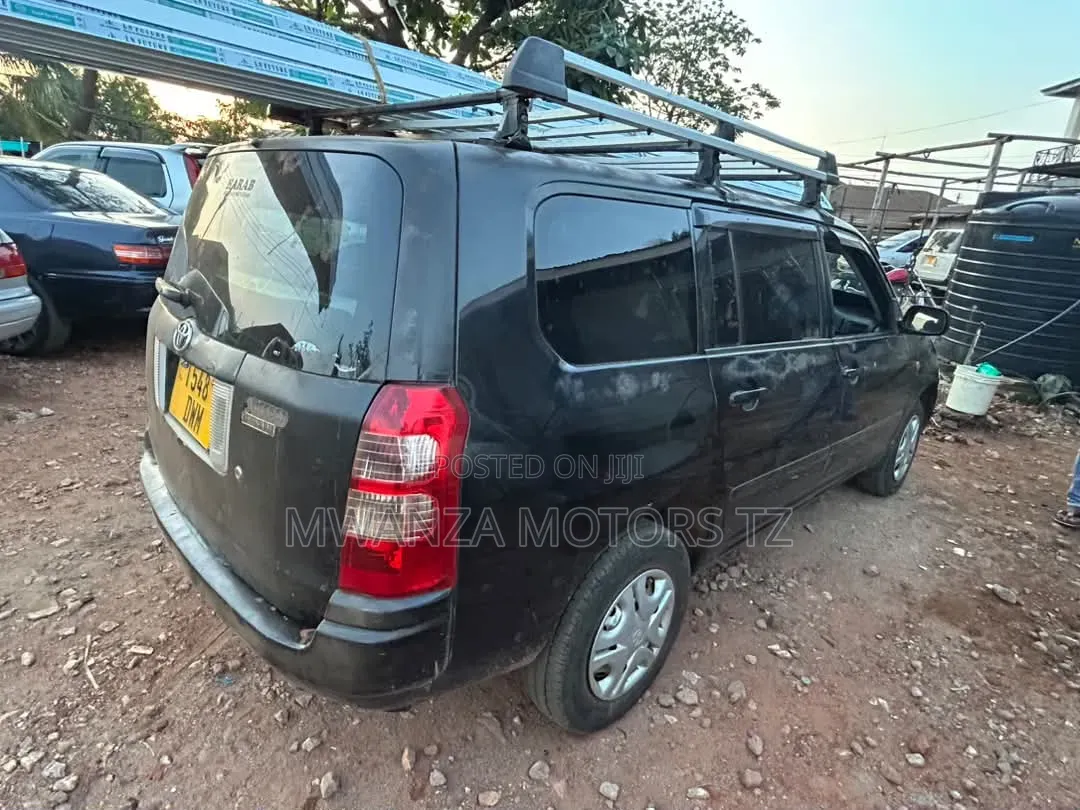 Toyota Succeed 2005 Black