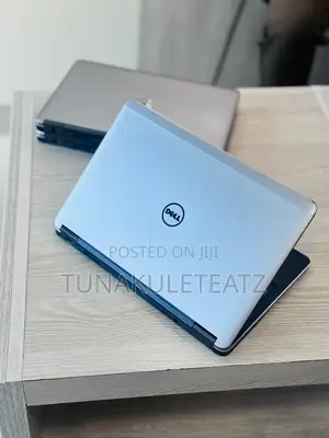 Laptop Dell Latitude E7240 8GB Intel Core i5 SSD 256GB