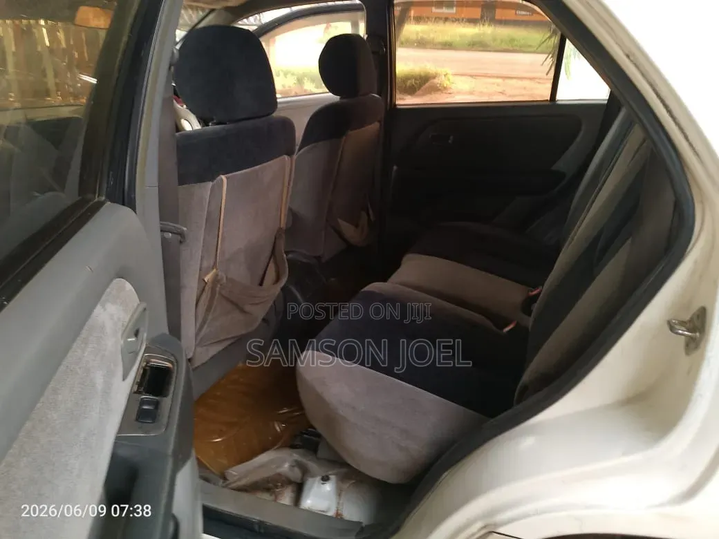 Toyota Harrier 2002 Pearl