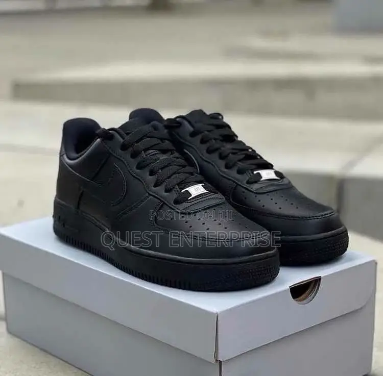 Original Nike Air Force 1 Triple Black – Uk Size 10