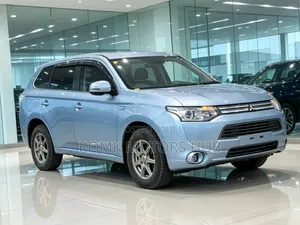 Mitsubishi Outlander 2015 Blue