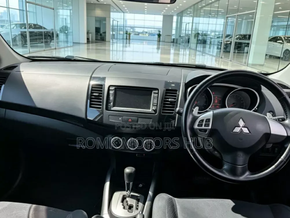Mitsubishi Outlander 2015 Blue