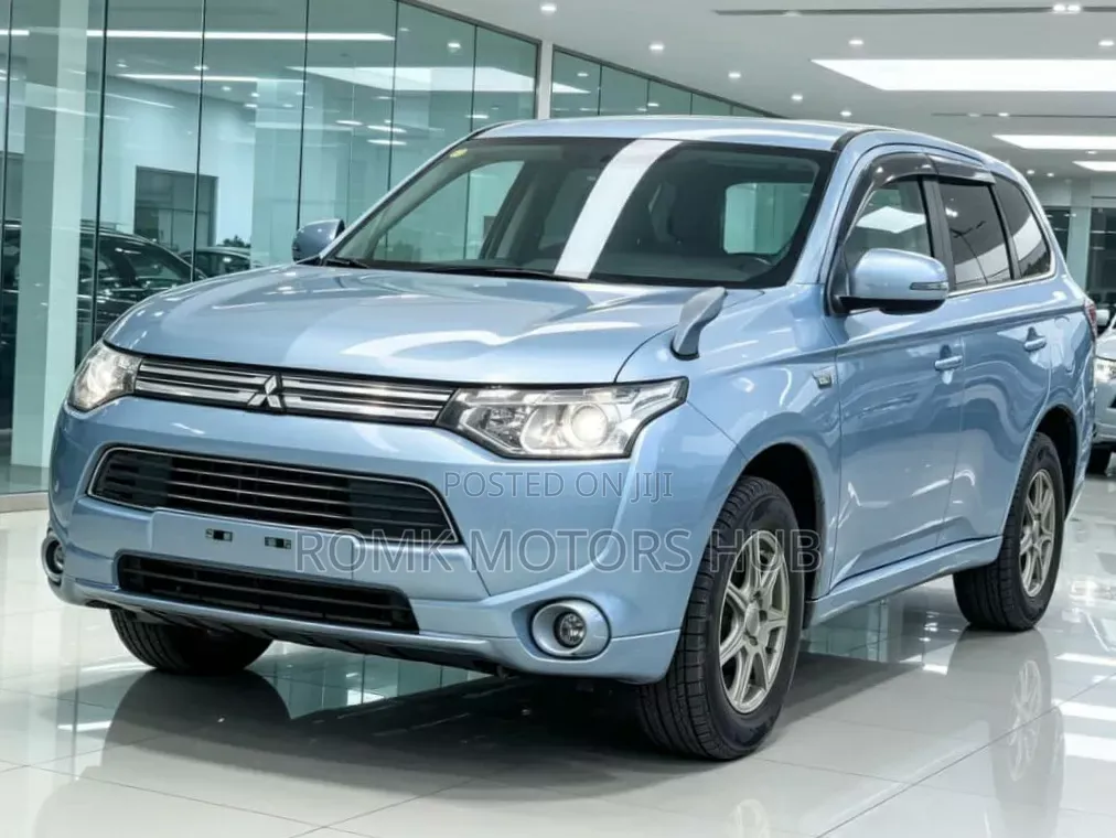 Mitsubishi Outlander 2015 Blue