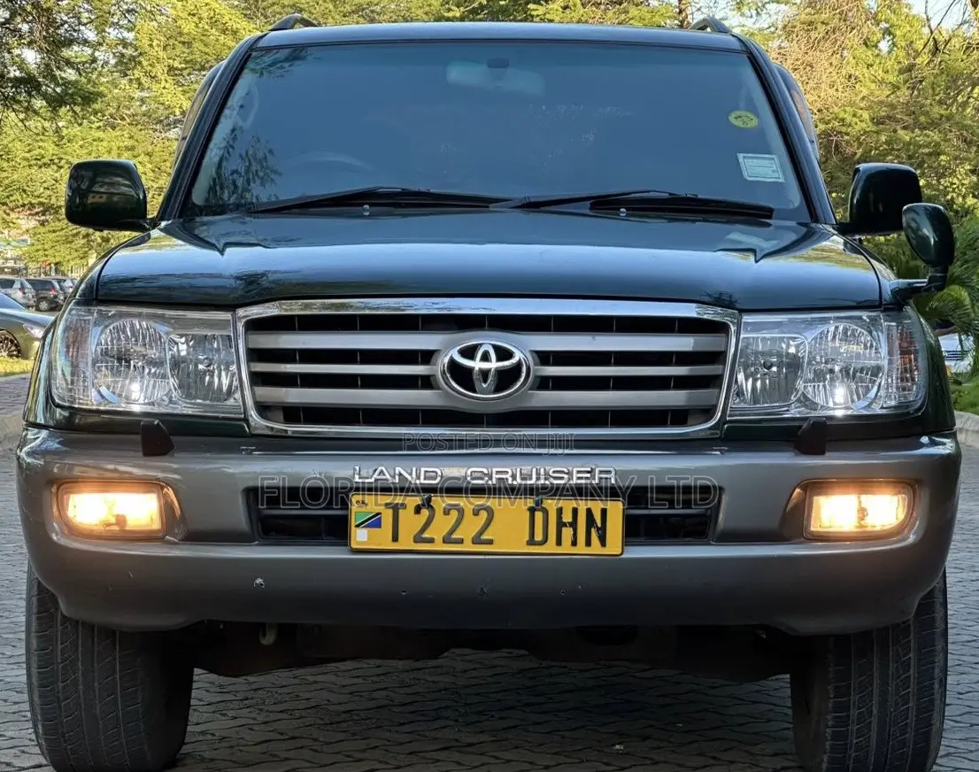 Toyota Land Cruiser Prado 2004 Gray