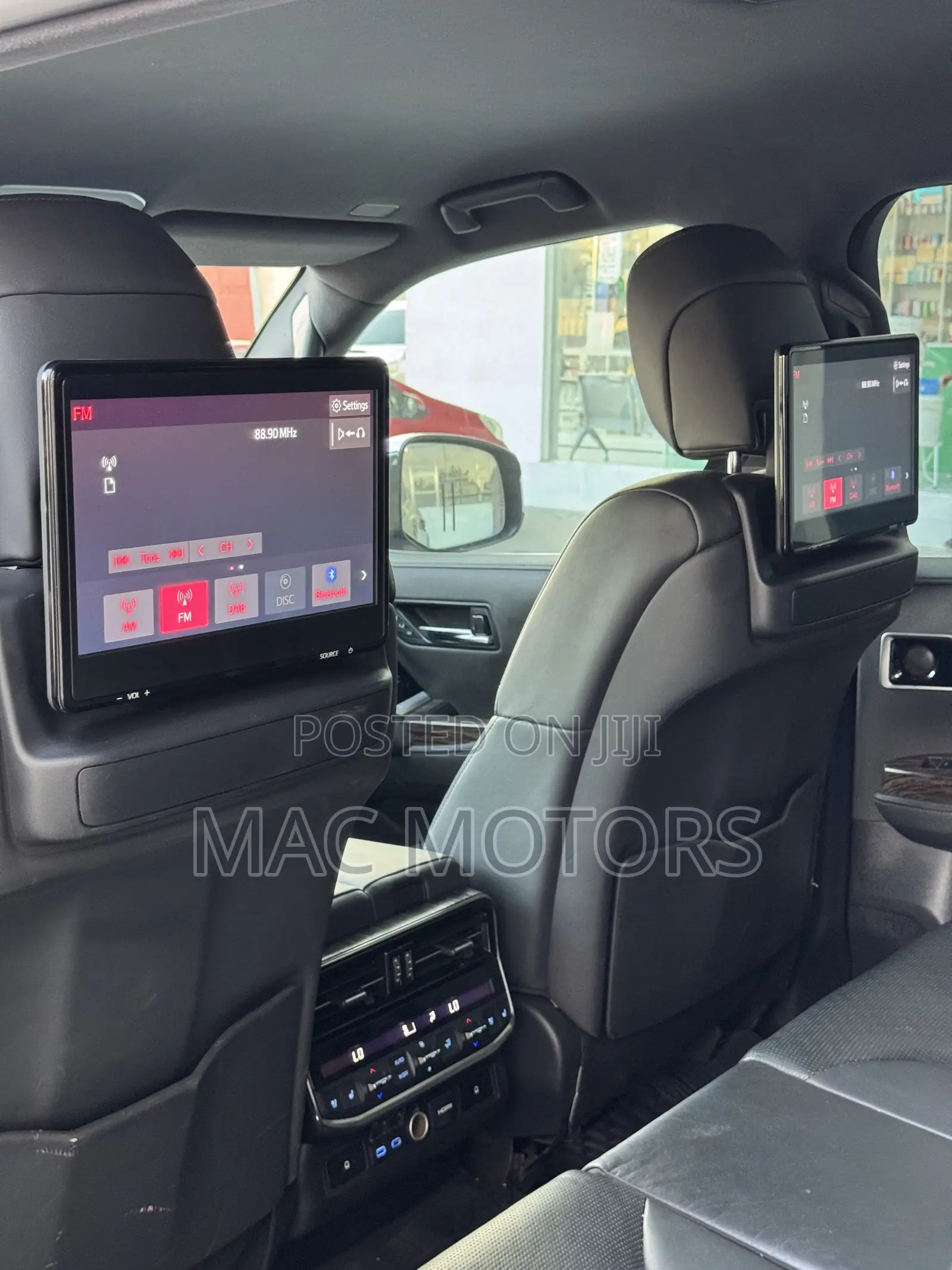 Toyota Land Cruiser LC300 2023 Blue