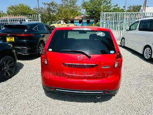Mazda Verisa 2010 Red