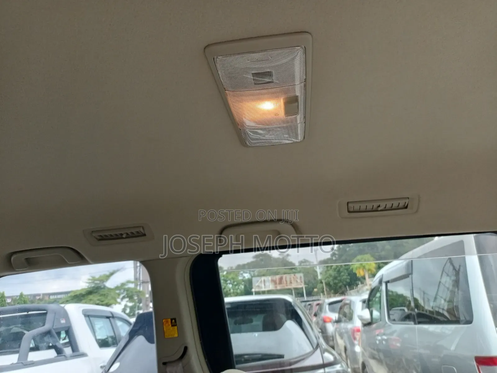 Toyota Noah 2010 Silver