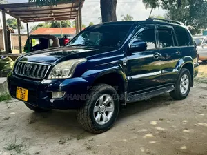 Toyota Land Cruiser Prado 2005 Black