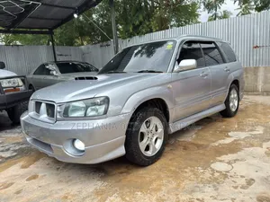 Subaru Forester 2004 Silver
