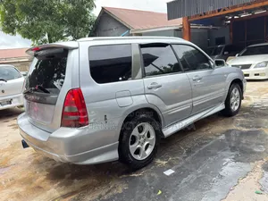 Subaru Forester 2004 Silver