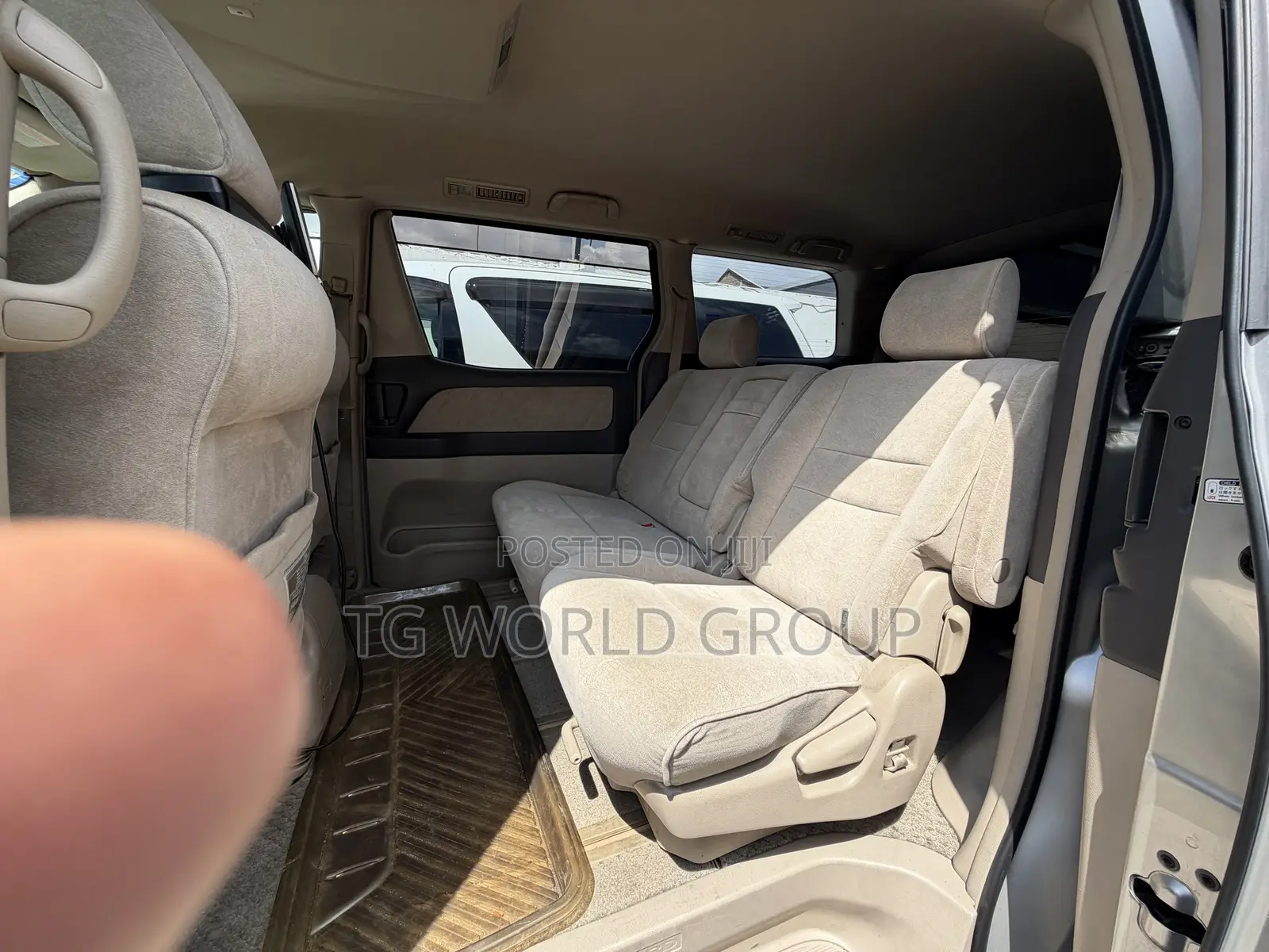 Toyota Alphard 2.4 Petrol FWD 2004 Silver