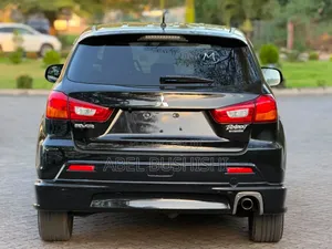Mitsubishi Outlander 2019 Black