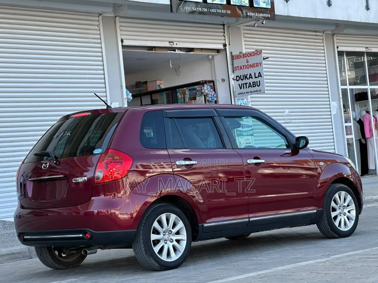 Mazda Verisa 2013 Maroon