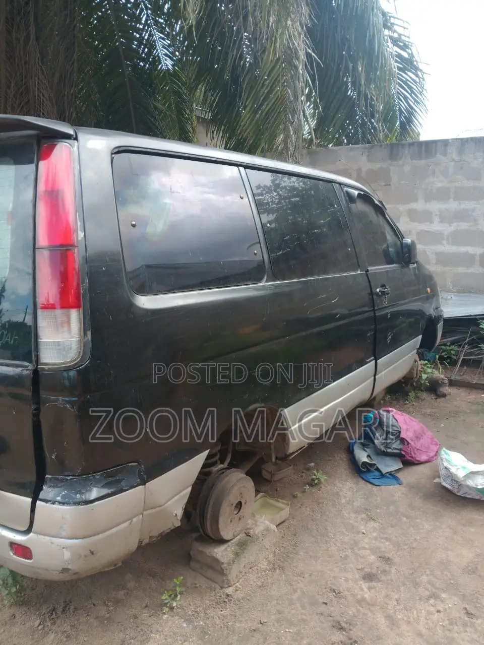 Toyota Noah 2002 Black