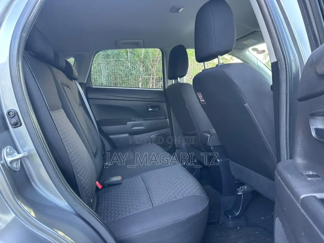 Mitsubishi RVR 2.0 2011 Gray