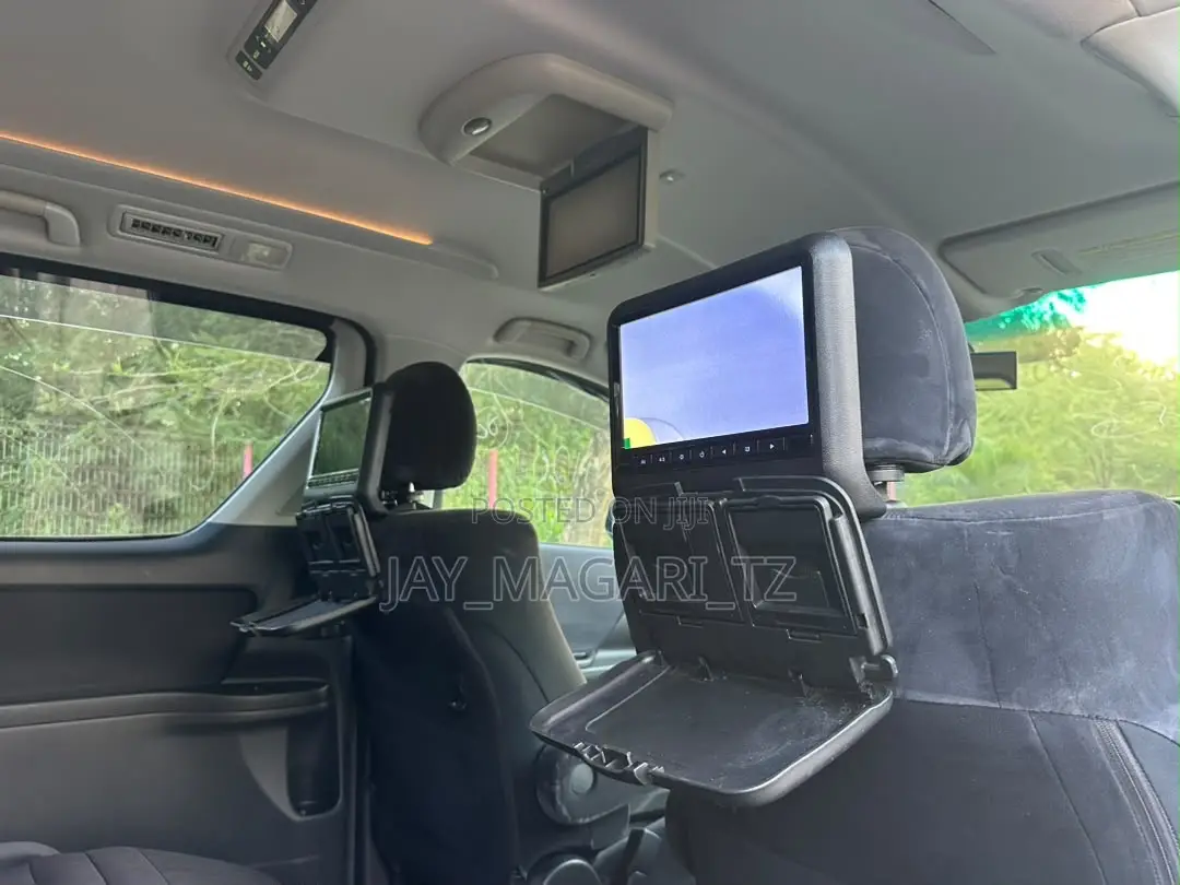 Toyota Vellfire 2010 Black
