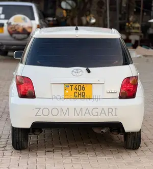 Toyota IST 2005 Pearl