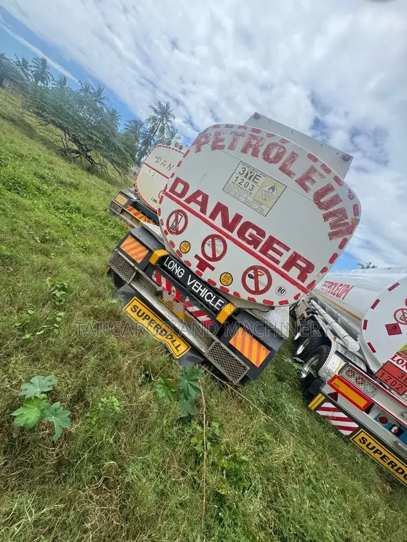 Super Doll Fuel Tanks