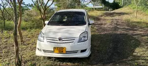 Toyota Corolla Spacio 2004 White